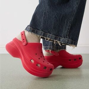 Crocs Red Bae Starfish Platform Clog Shoes - Women's Lightweight Slip-On